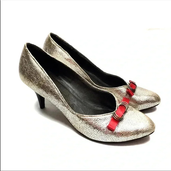 Anthro Pilcro and Letterpress Metallic Heels - Picture 4 of 8